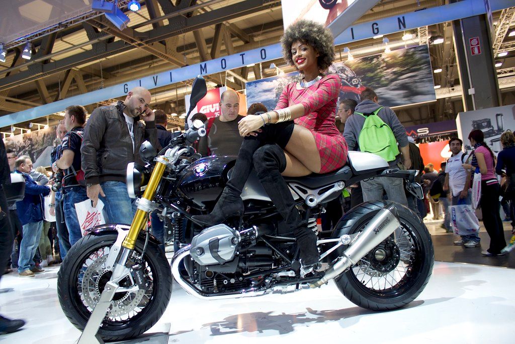 BMW R NineT