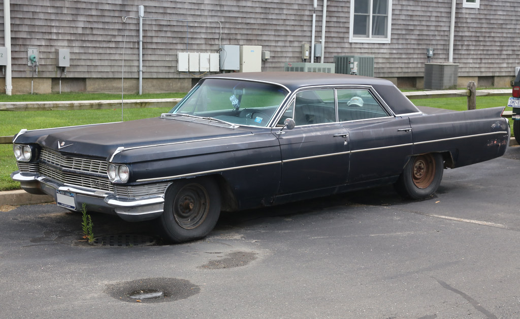 Cadillac DeVille