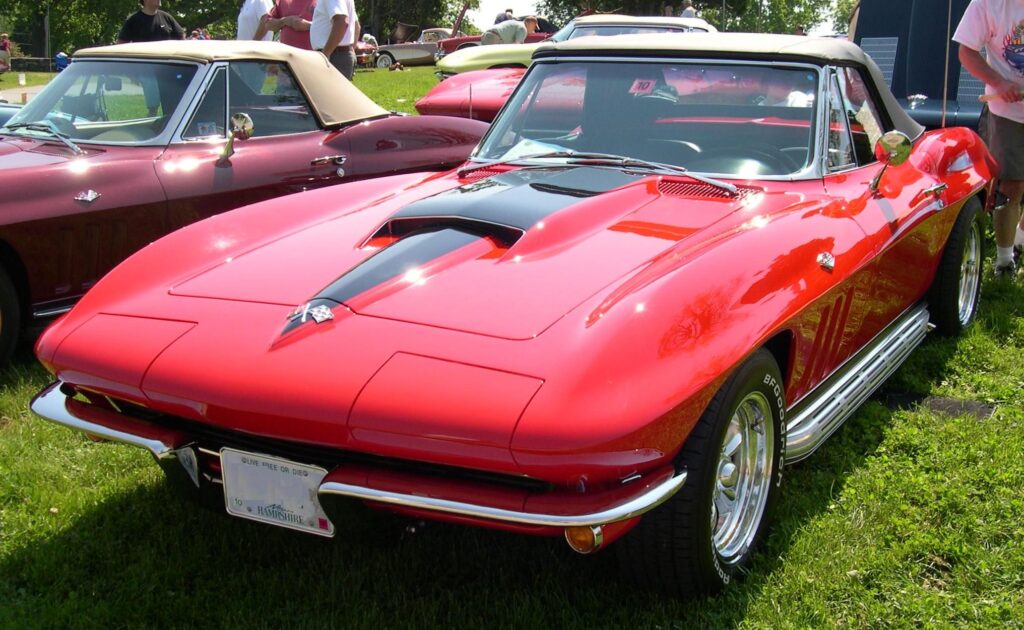 Chevrolet Corvette Stingray - $68,300
