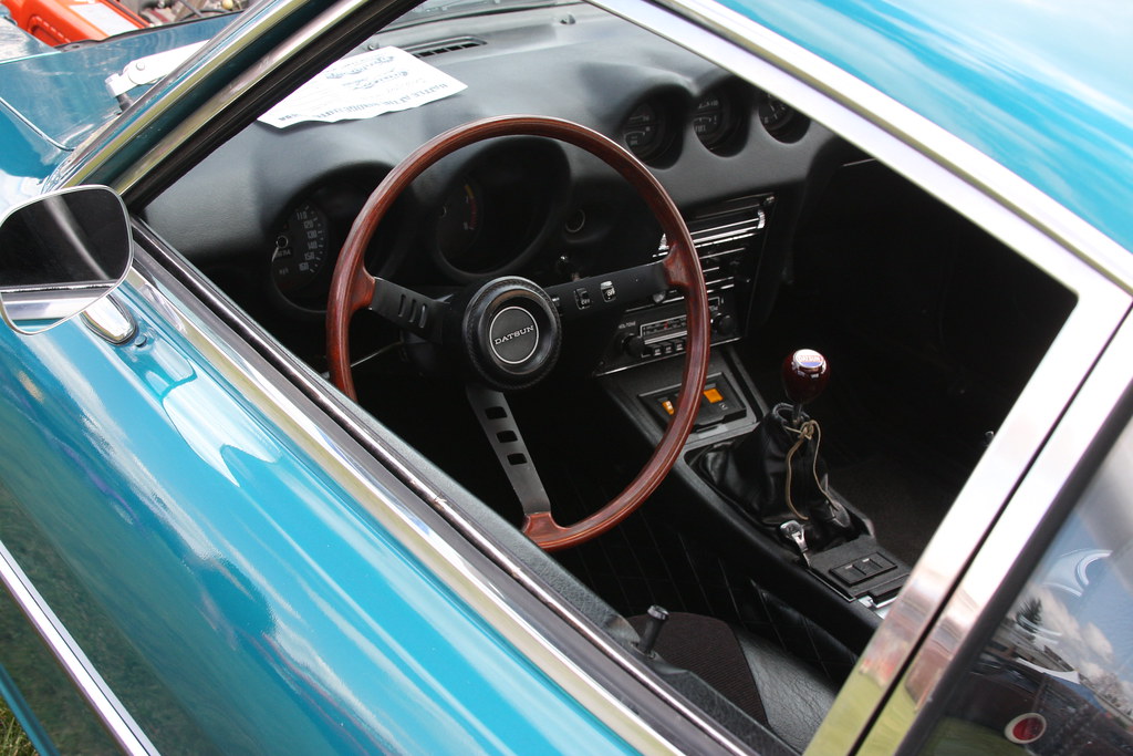 Datsun 240Z interior