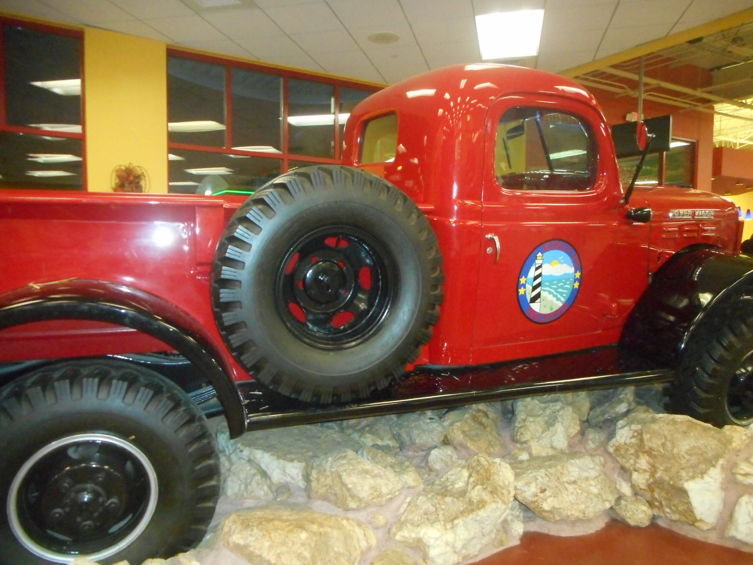 File:Dodge Power Wagon @ Kenly 95-4