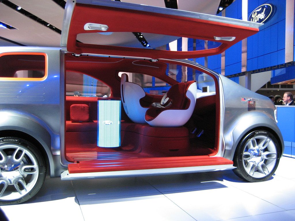 Ford Airstream Concept