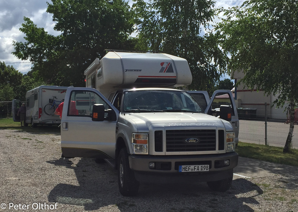 Ford F-Series Super Duty with a Tischer Camper-unit