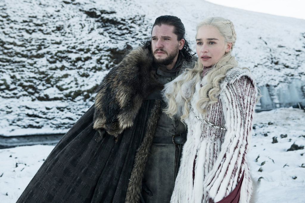 Game of Thrones 2011,IMDB Rating: 9.2, IMDB Votes: 2323941, ID: 0944947