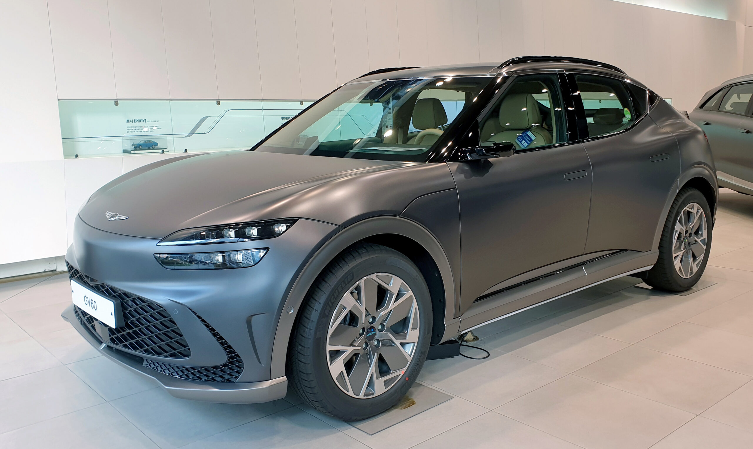 Genesis GV60 JW1 Melbourne Grey (4)