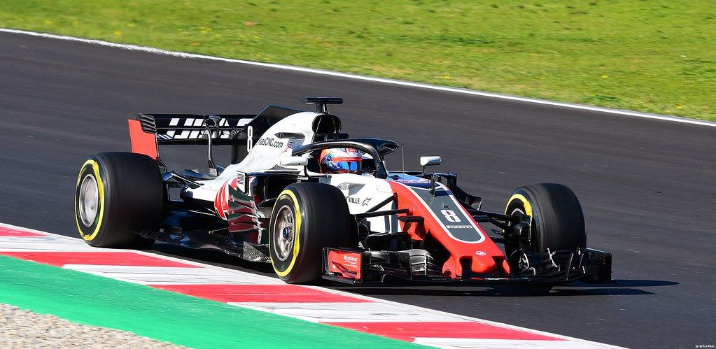 Haas VF-18 / Romain Grosjean / Haas F1 Team