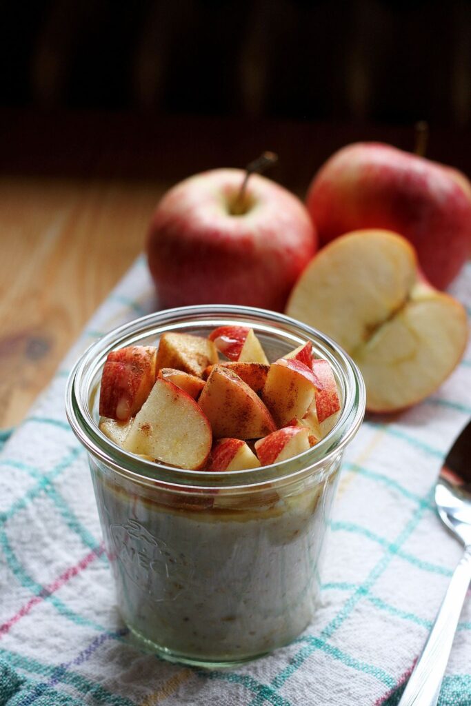 Baked Apples with Oatmeal and Yogurt