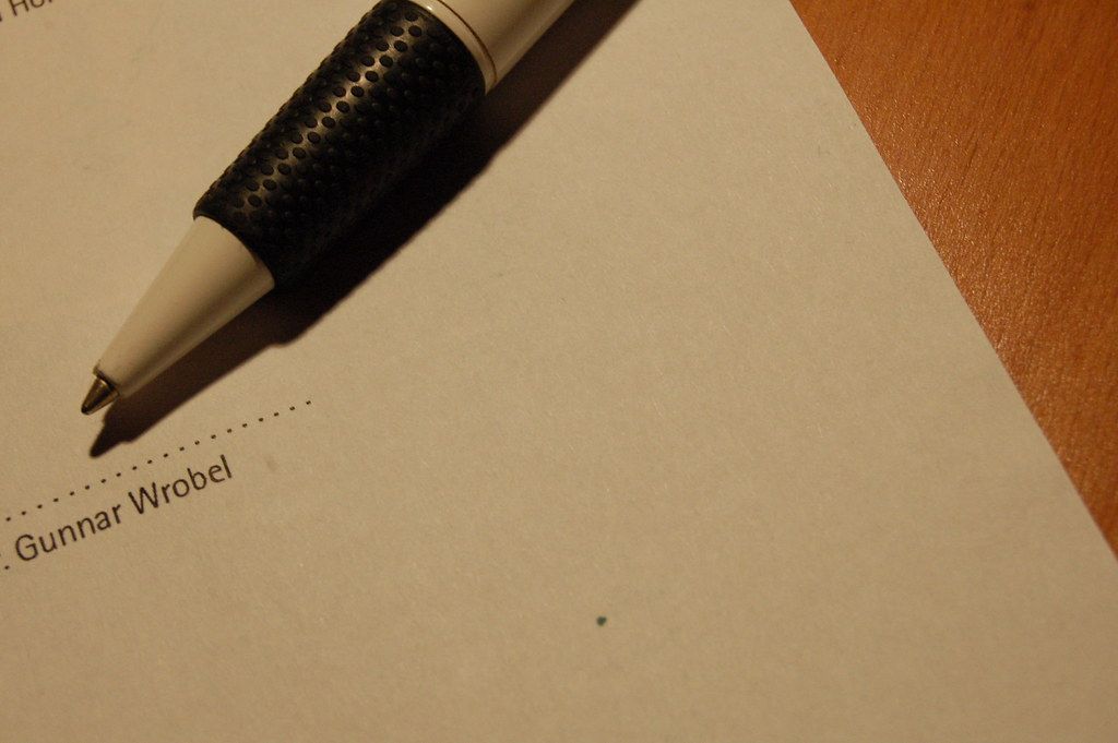 Incomplete Contracts