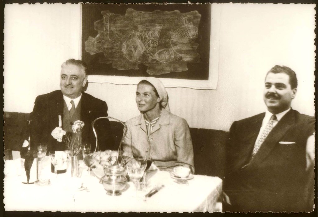 Ingrid Bergman e l'ingegnere Enzo Ferrari a cena al Ristorante Fini anni '60