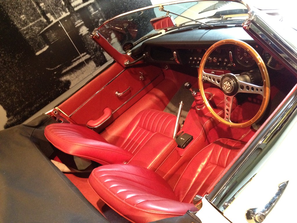 Jaguar E Type, 1965