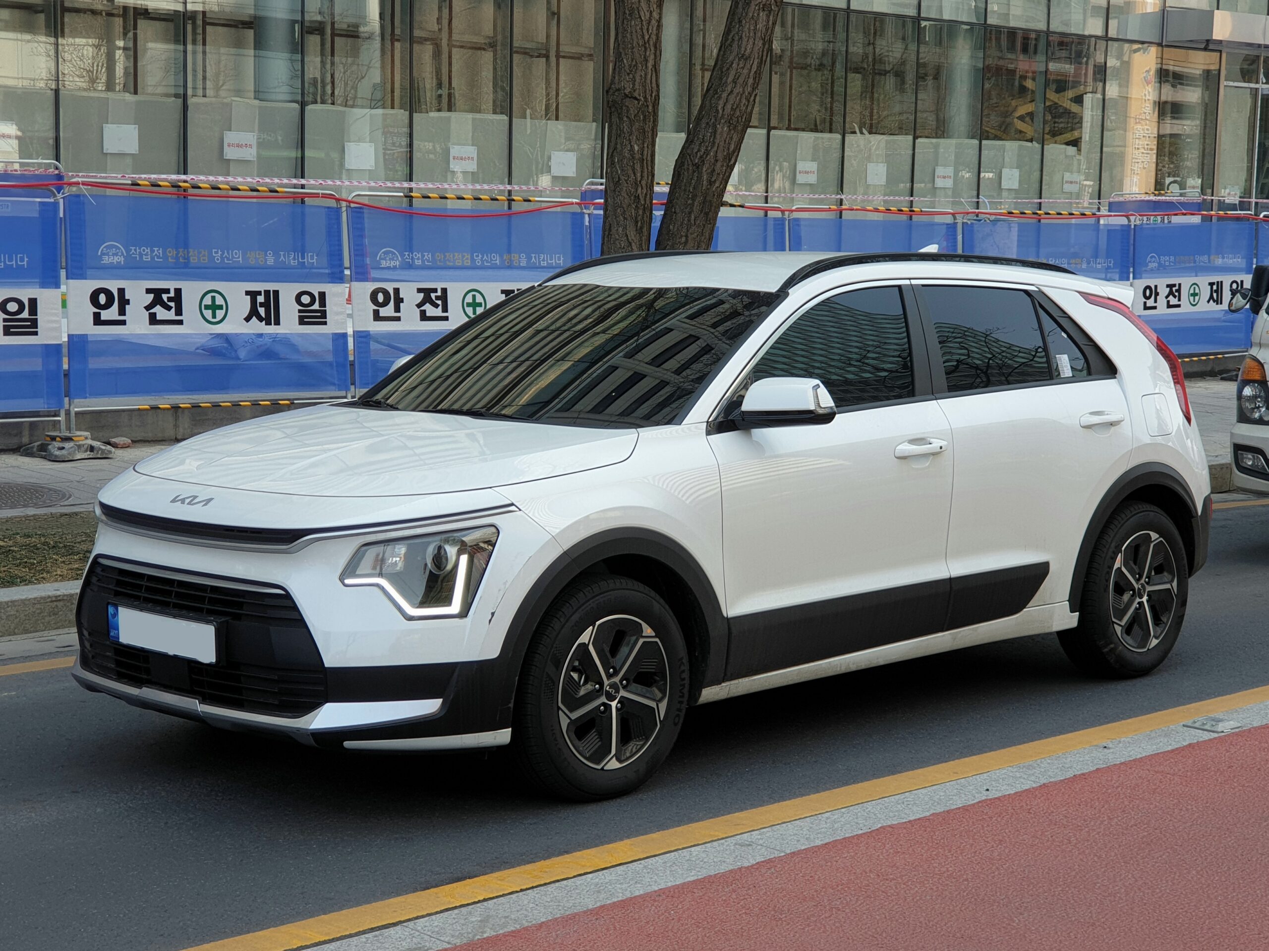 Kia Niro Hybrid SG2 HEV Snow White Pearl (1)