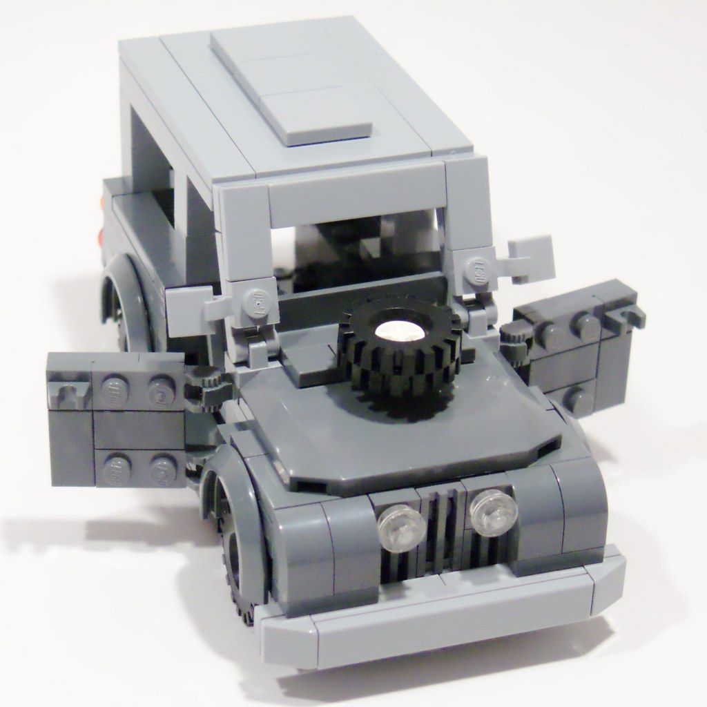 Land Rover - Top Front - Doors Open