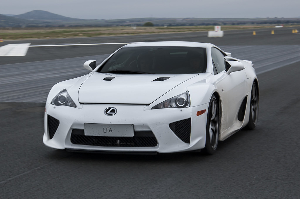 Consumer Reports Ranks Car Reliability: Lexus, Toyota Lead the Top 15 Brands