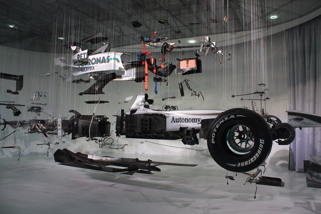 Mercedes F1 Car - components