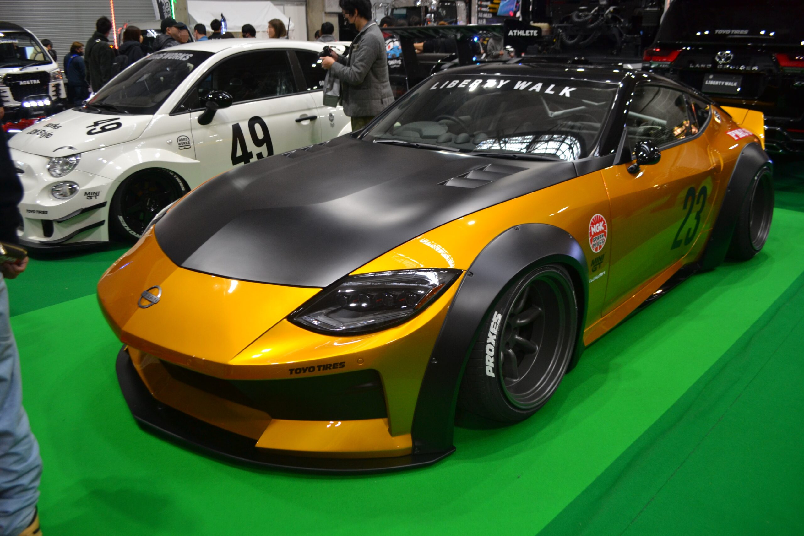 Nissan 3BA-RZ34 Fairlady Z (LB★WORKS NISSAN Z) (Ent No.-) (24021012073)