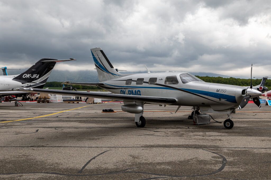 Piper M350