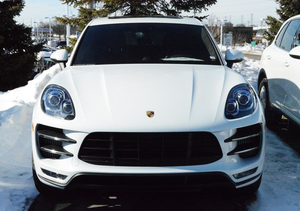 Porsche Macan: