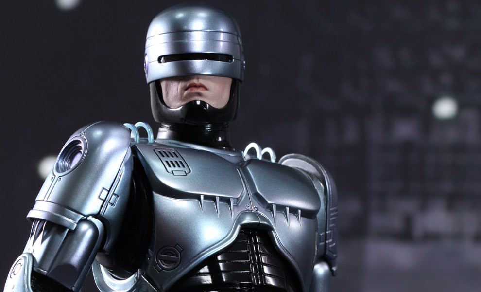 19. RoboCop 2014