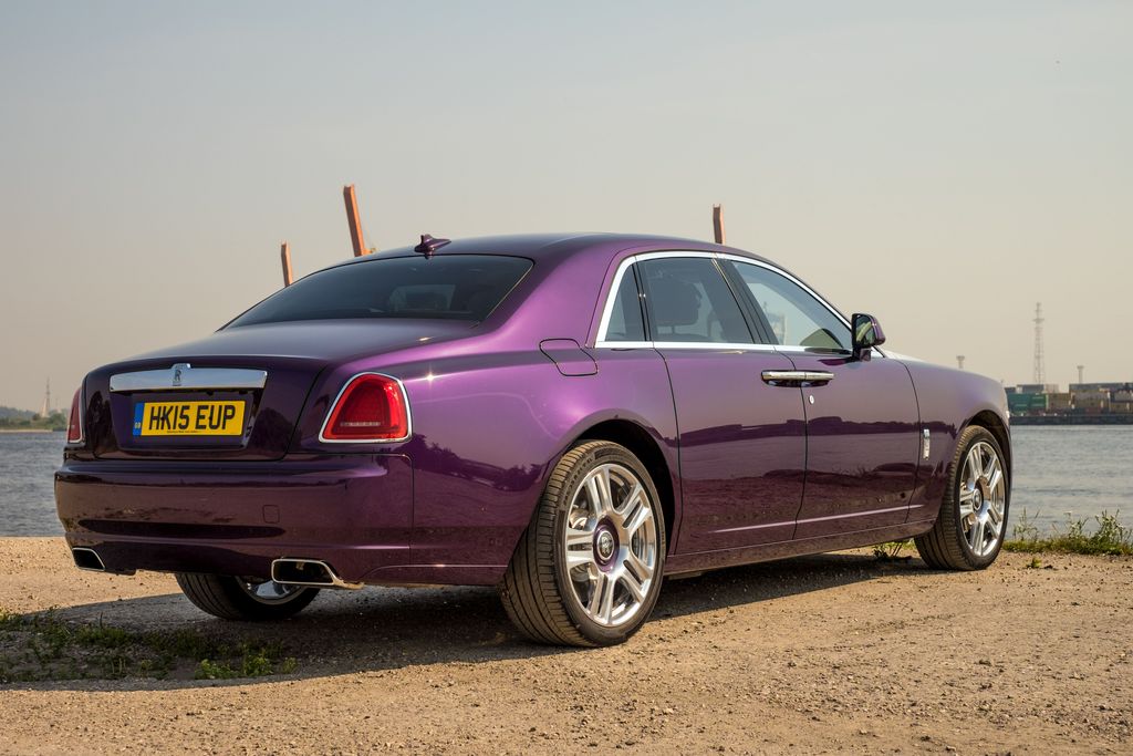 Rolls Royce Ghost 2015 rear