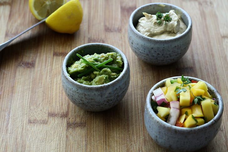 Avocado Hummus