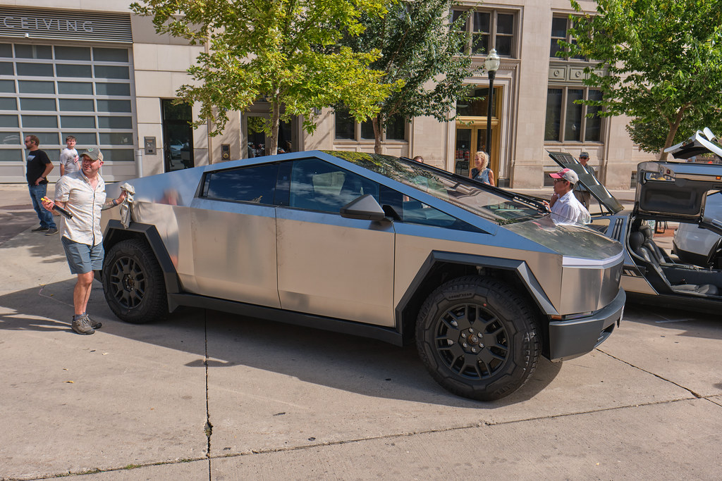 Tesla Cybertruck