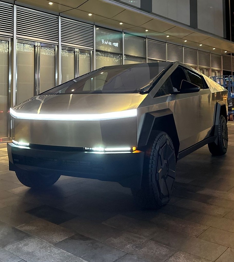 Tesla Cybertruck