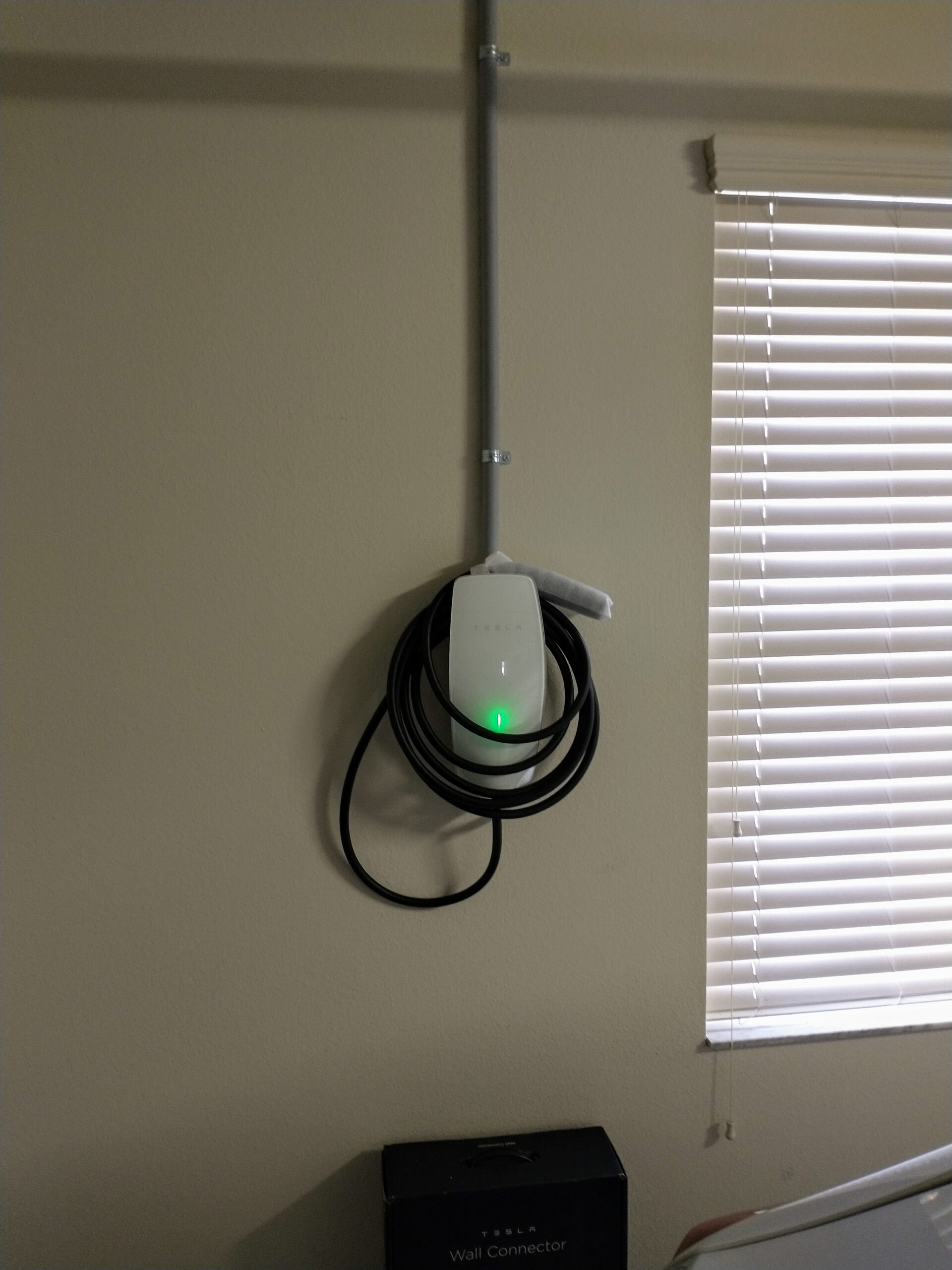 Tesla Wall Connector