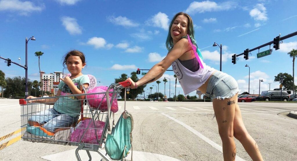 The Florida Project 2017,IMDB Rating: 7.6, IMDB Votes: 130597, ID: 5649144