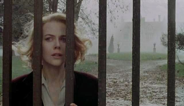 15 Movie Scenes Where Actors Weren’t Acting – Their Reactions Were Genuine!