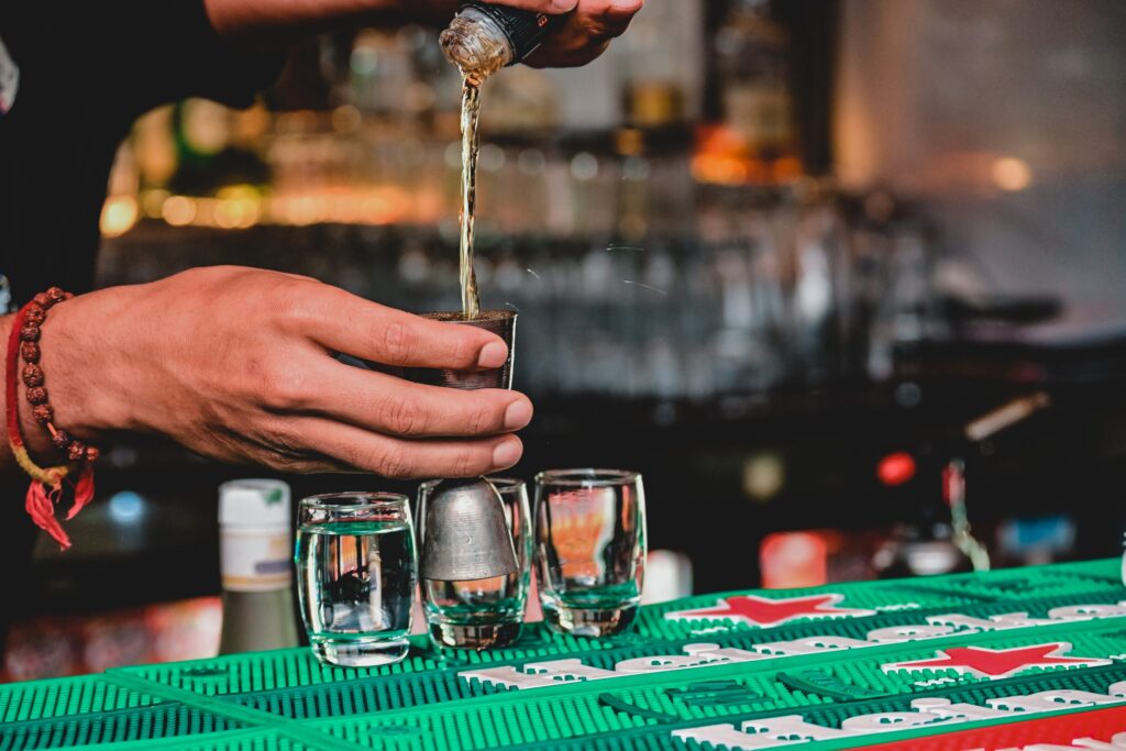 The Tender Bar 2021，IMDB Rating: 6.7, IMDB Votes: 34344, ID: 3108894