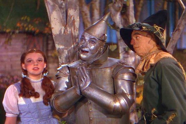Spiked Chowder and On-Set Gyms: 15 Unforgettable Movie Trivia Facts Spiked Chowder and On-Set Gyms: 15 Unforgettable Movie Trivia Facts