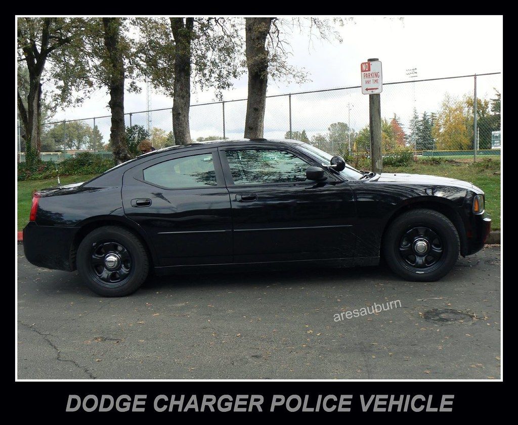 Unmarked Dodge Charger Police Car