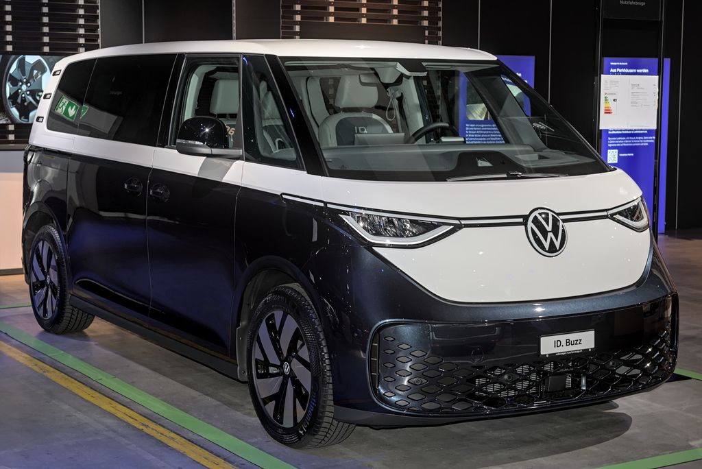 Volkswagen ID. Buzz LWB Auto Zuerich 2024 DSC 6915