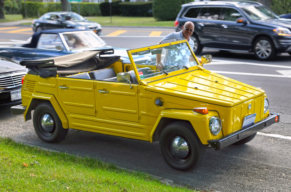 Volkswagen Thing, happy owner