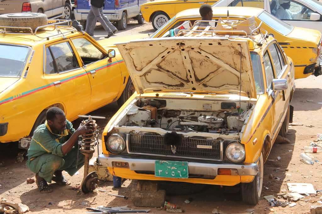Waiting to get the Cars Fixed in Khartoum (10)