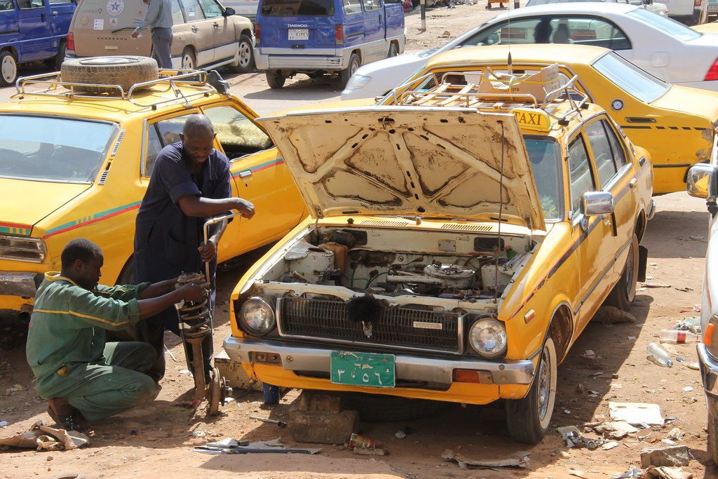 Waiting to get the Cars Fixed in Khartoum (11)