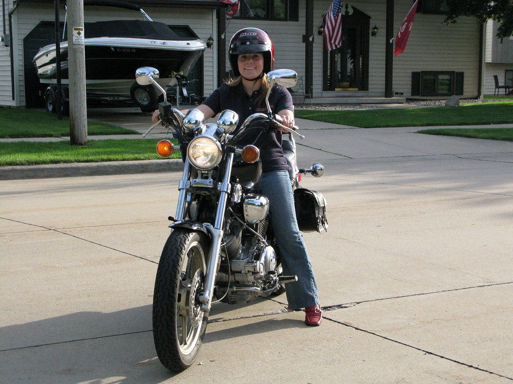 Wanda Riding Motorcycle