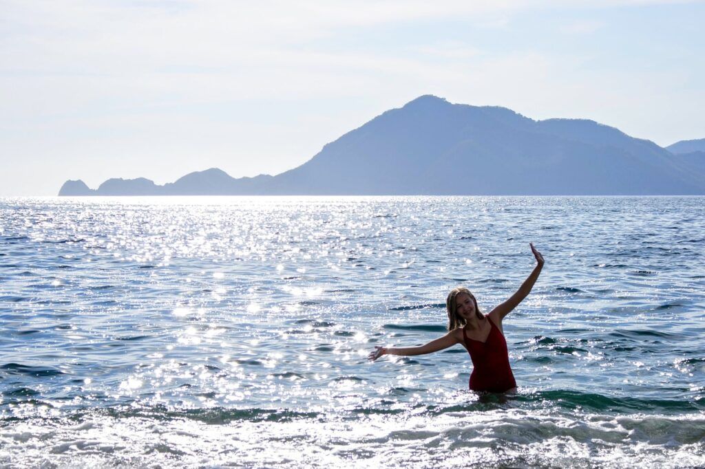 Beyond the Filter: The Real Challenges of Solo Travel (and How to Beat Them)