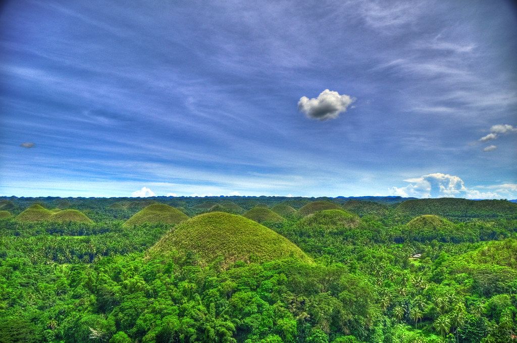 chocolate hills philippines