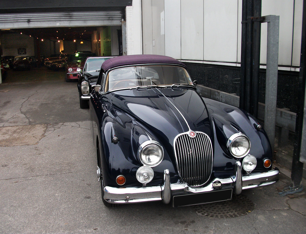 18 Classic Cars Baby Boomers Adore That Millennials Just Don’t Understand