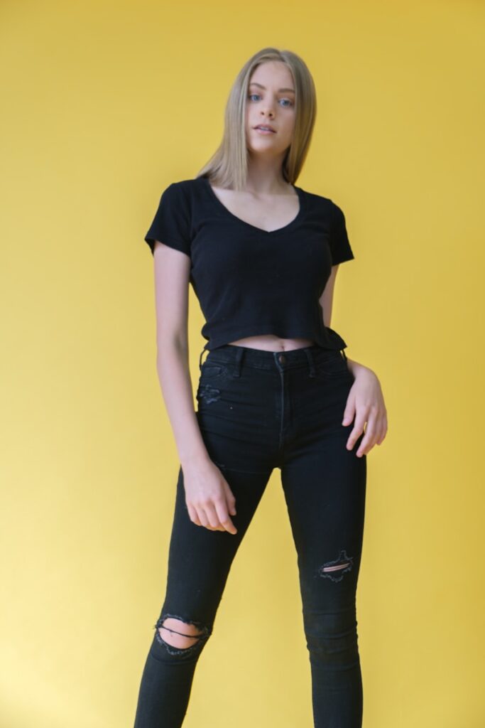 12 Cute Black Legging Outfits You’ll Want to Wear Everywhere