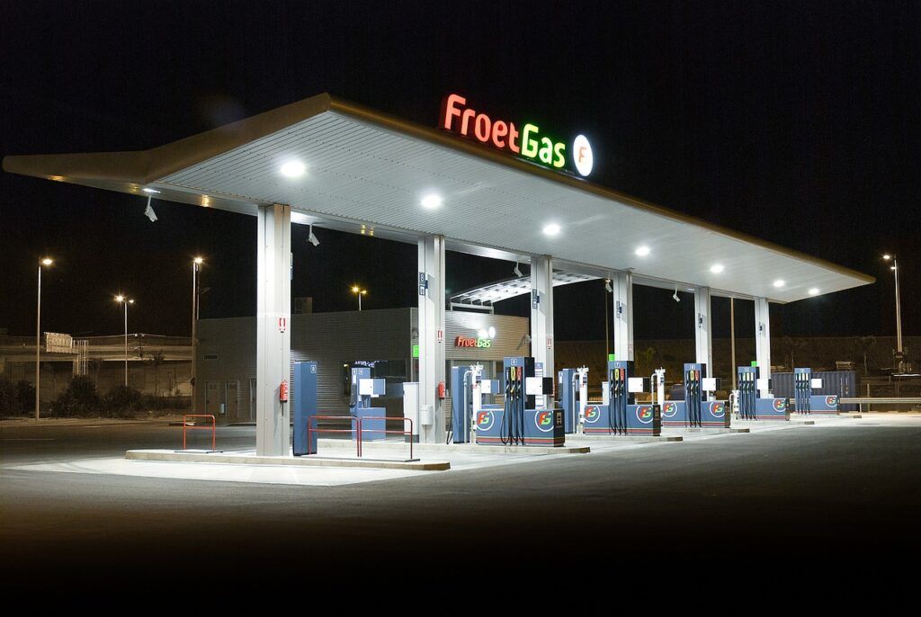 froet gas, petrol station, gasoline