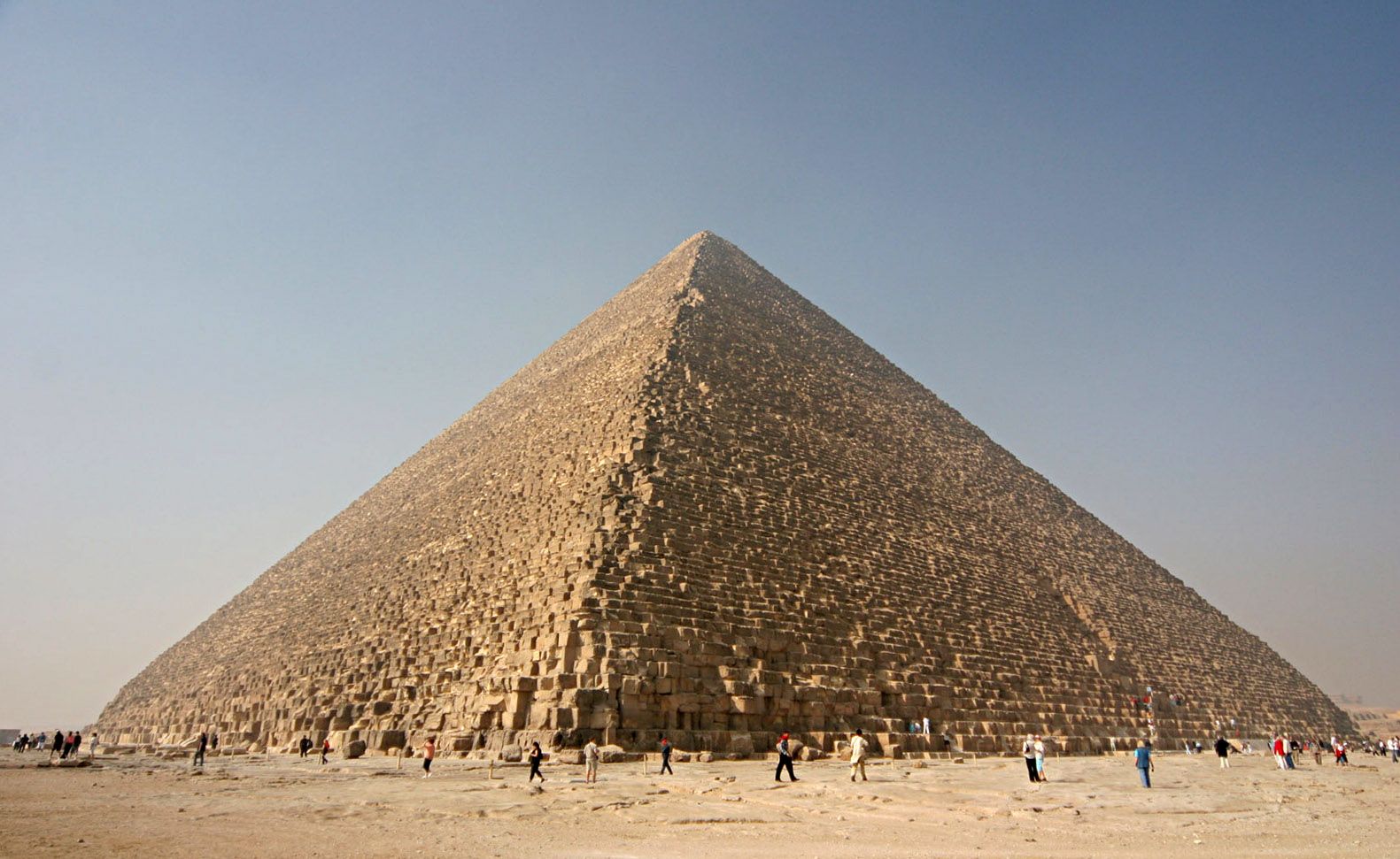 Beyond the Pyramids: 18 Jaw-Dropping Engineering Wonders on Earth
