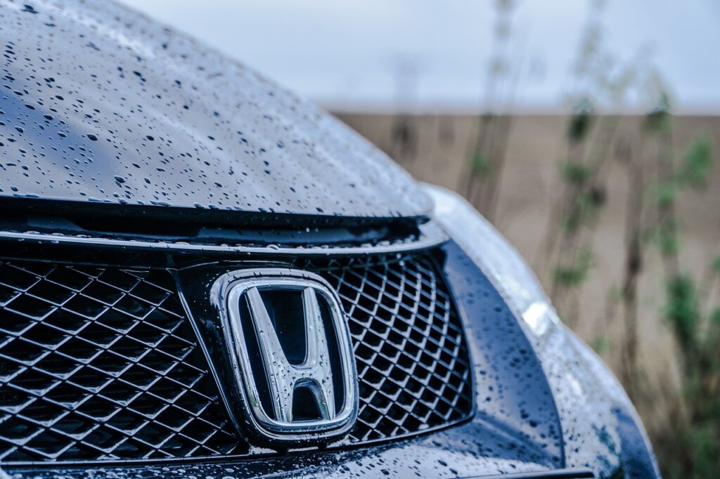 Simple DIY Hacks Turn Honda Insight Hybrids From Slow to Fast, Costing Less Than 