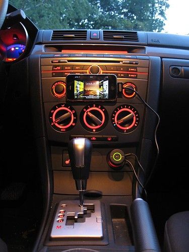 iPhone 3G Car Integration in Mazda 3 Sport 2007