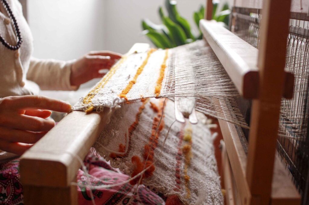 The Last Artisan of Clay Silk Weaving Fights to Save a Dying Art