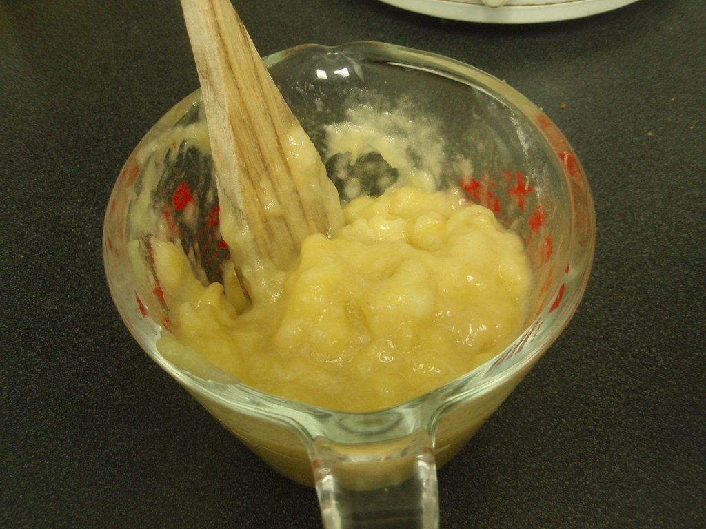 mashed bananas