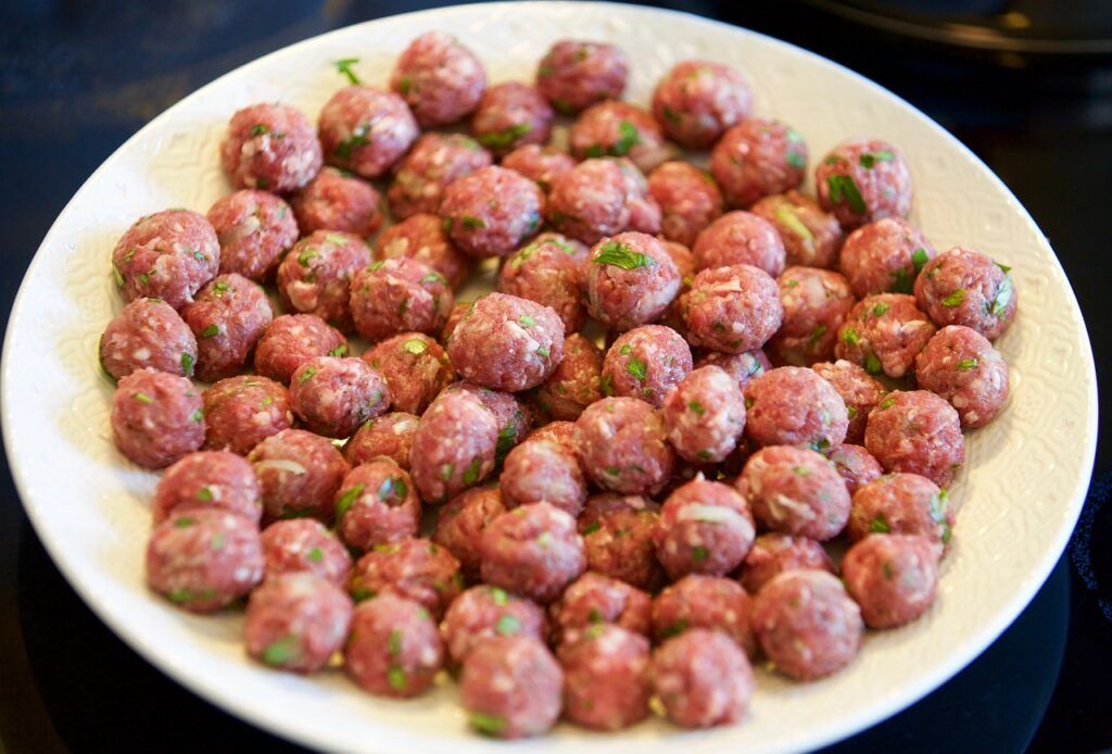 I Ate IKEA Meatballs For The First Time & Was Shocked