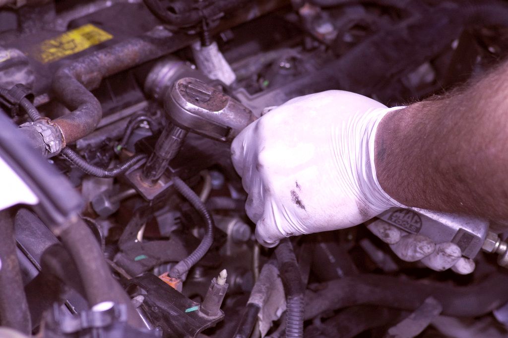 17 Hilarious Things Mechanics Do That Drive Car Owners Nuts