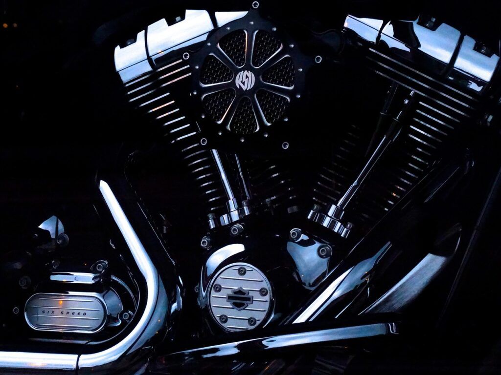 Inside the Inline-6 Engine Revival: Benefits and New Models from BMW, Mercedes & More